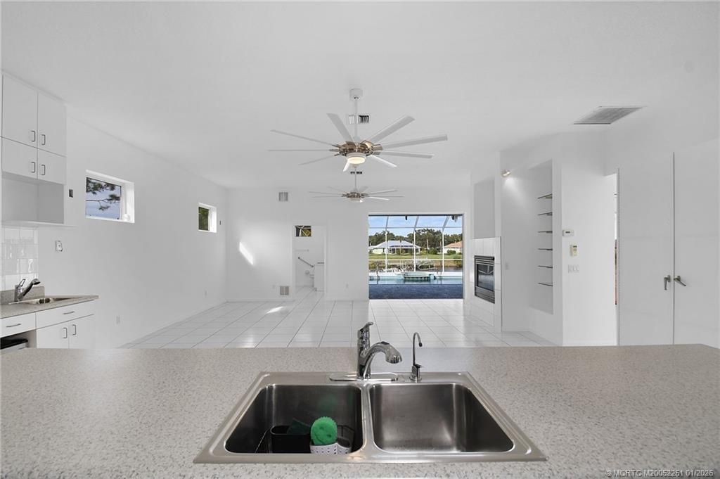 2746 SE Eagle Drive, Port Saint Lucie, FL 34984 Photo