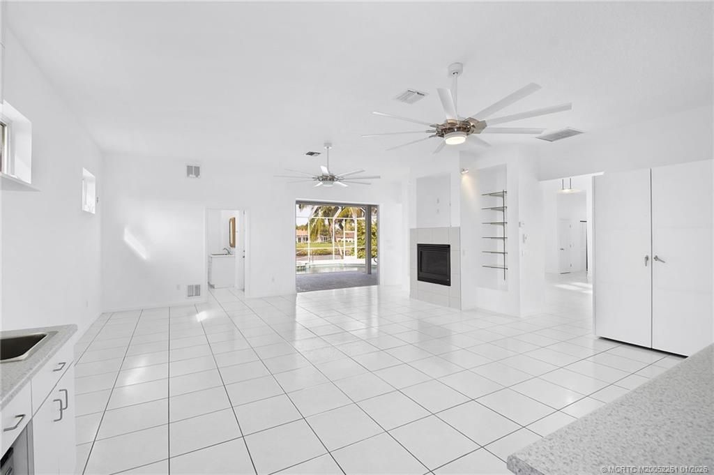 2746 SE Eagle Drive, Port Saint Lucie, FL 34984 Photo