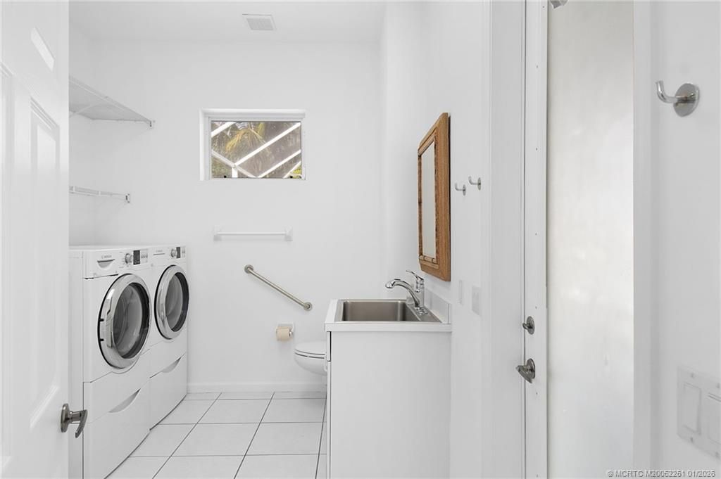 2746 SE Eagle Drive, Port Saint Lucie, FL 34984 Photo