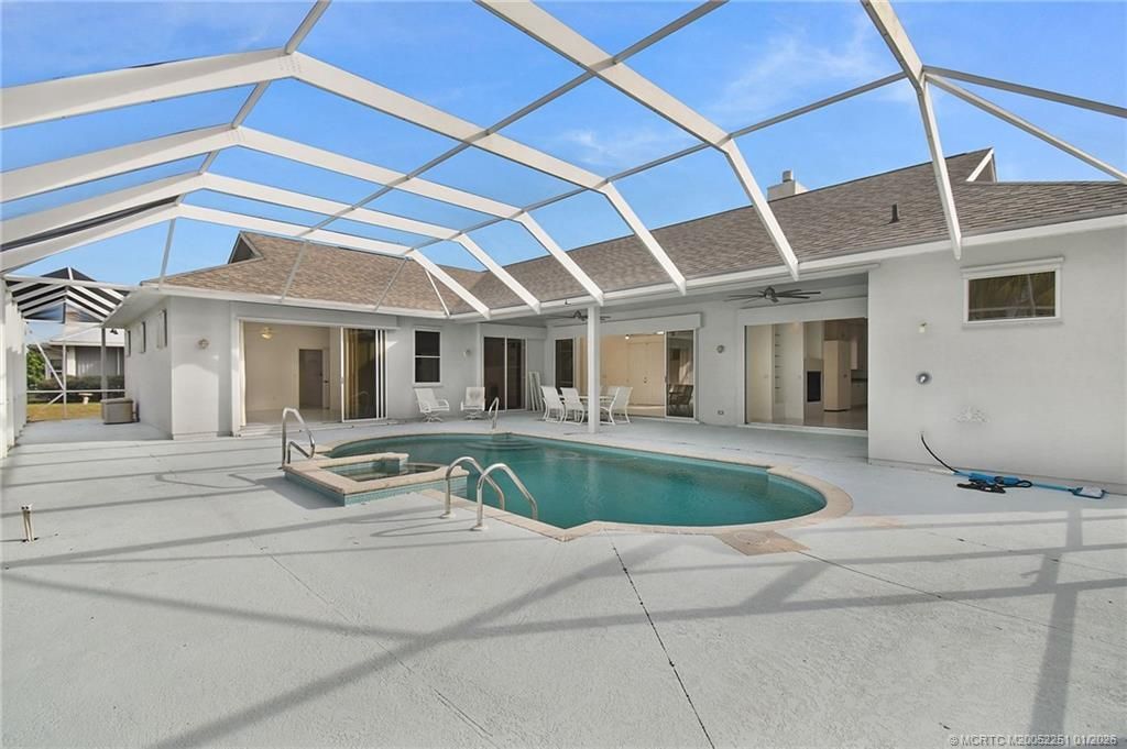 2746 SE Eagle Drive, Port Saint Lucie, FL 34984 Photo