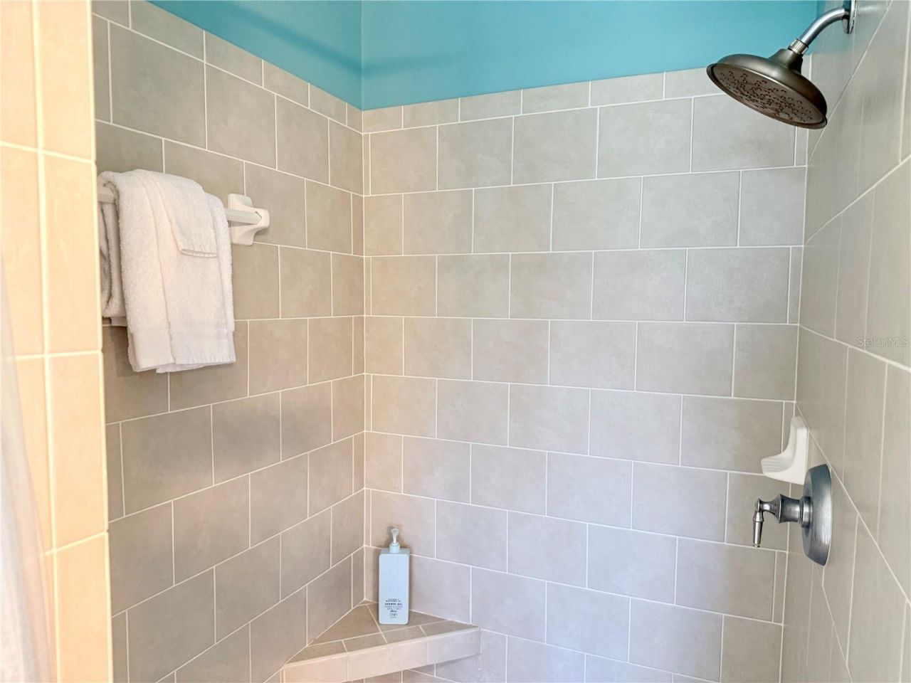 423 S Atlantic Avenue, Unit 102, New Smyrna Beach, FL 32169 Photo