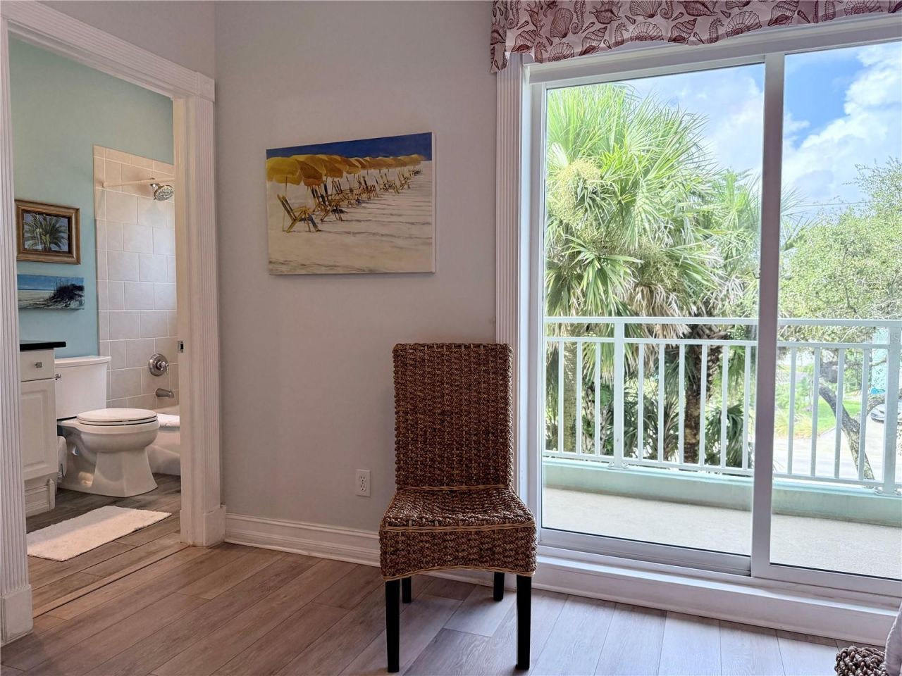 423 S Atlantic Avenue, Unit 102, New Smyrna Beach, FL 32169 Photo