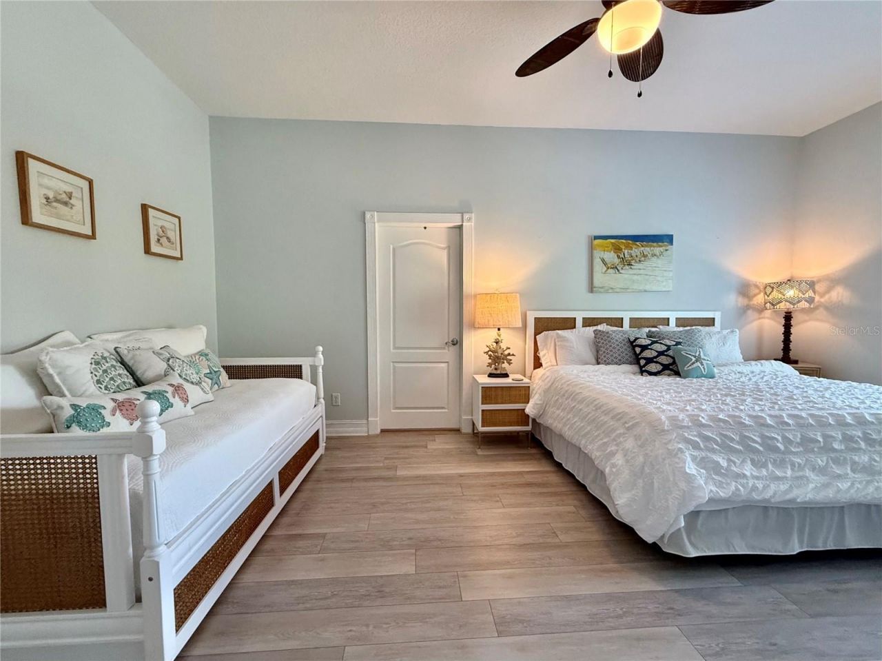 423 S Atlantic Avenue, Unit 102, New Smyrna Beach, FL 32169 Photo