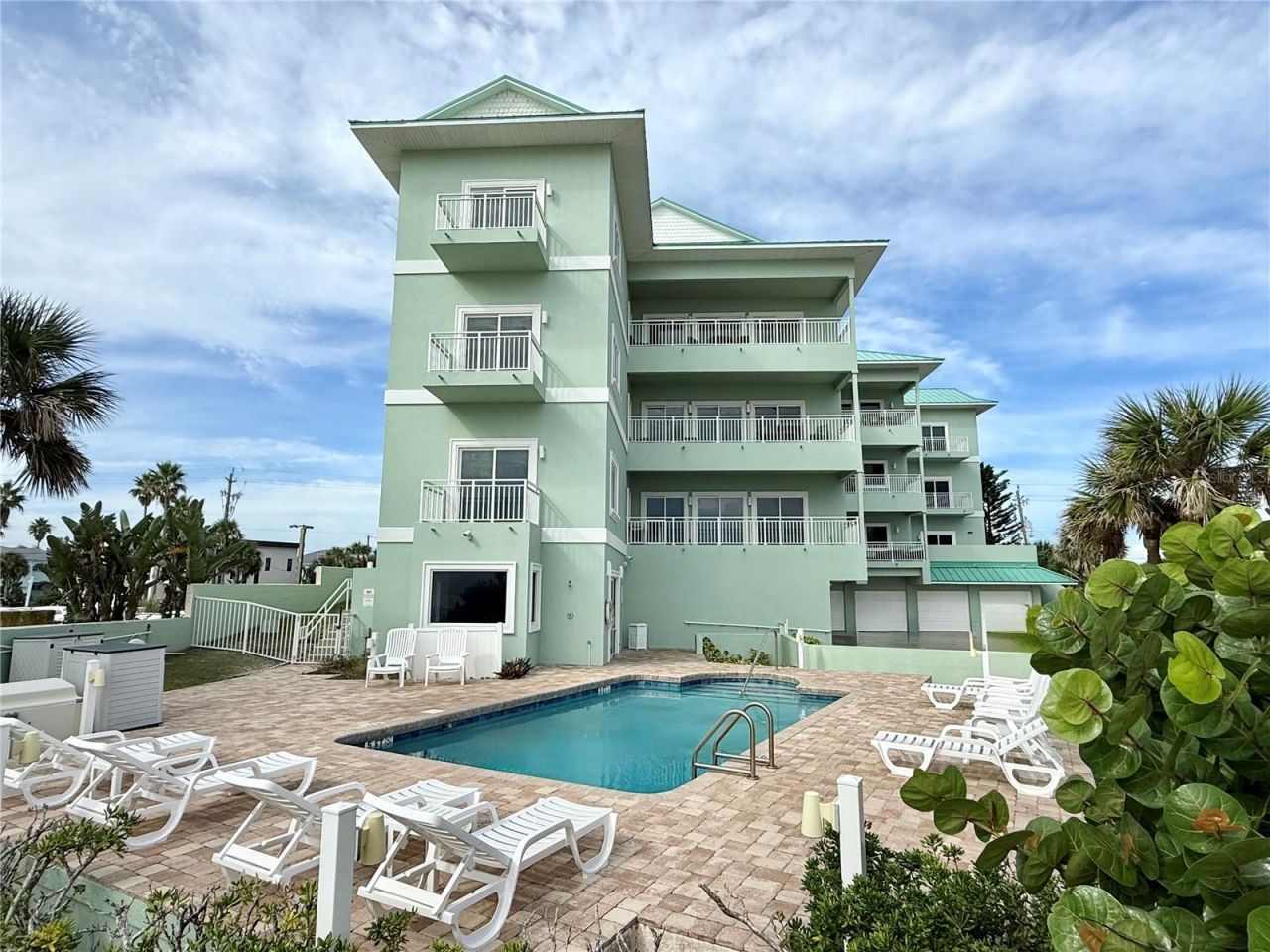 423 S Atlantic Avenue, Unit 102, New Smyrna Beach, FL 32169 Photo