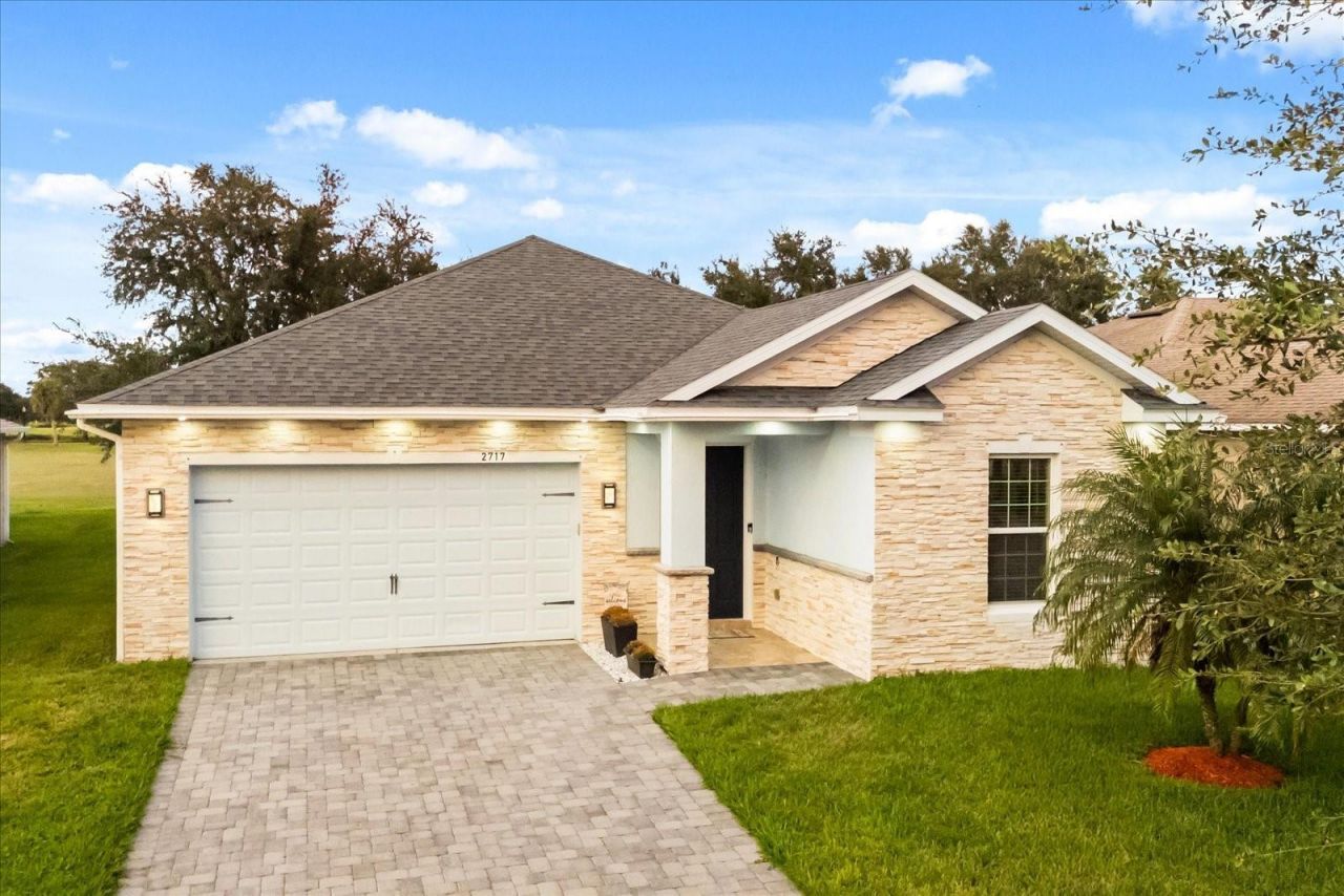 2717 Scarborough Court, Kissimmee, FL 34744 Main Photo