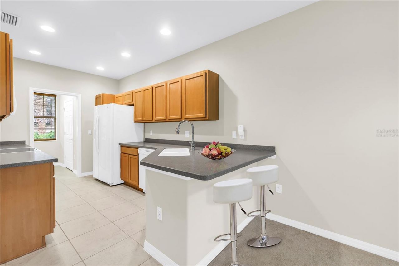 3740 82nd Avenue Circle E, Unit 104, Sarasota, FL 34243 Photo