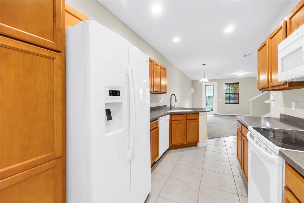 3740 82nd Avenue Circle E, Unit 104, Sarasota, FL 34243 Photo