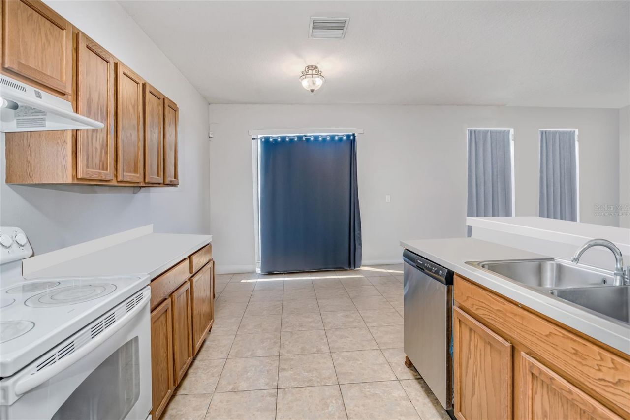 814 Fern Leaf Drive, Ruskin, FL 33570 Photo