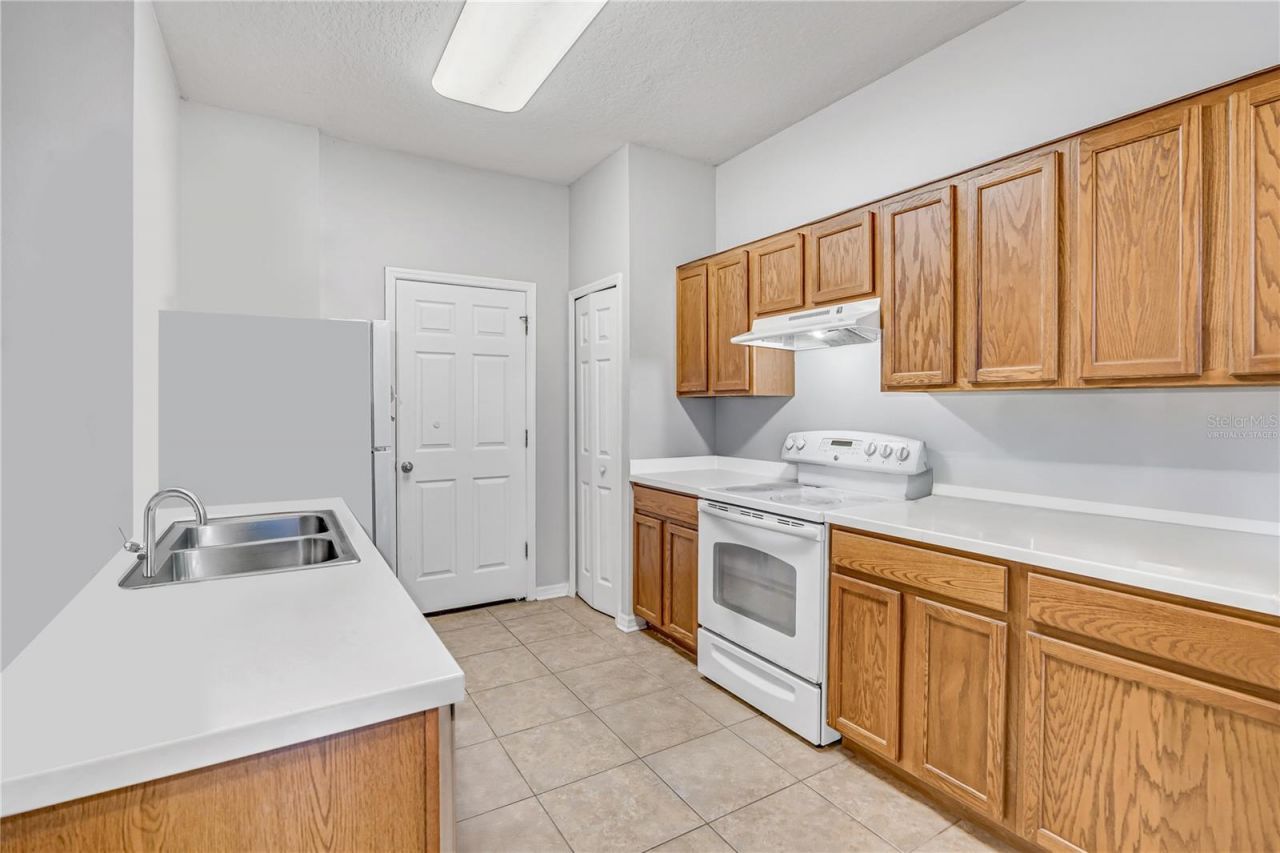 814 Fern Leaf Drive, Ruskin, FL 33570 Photo