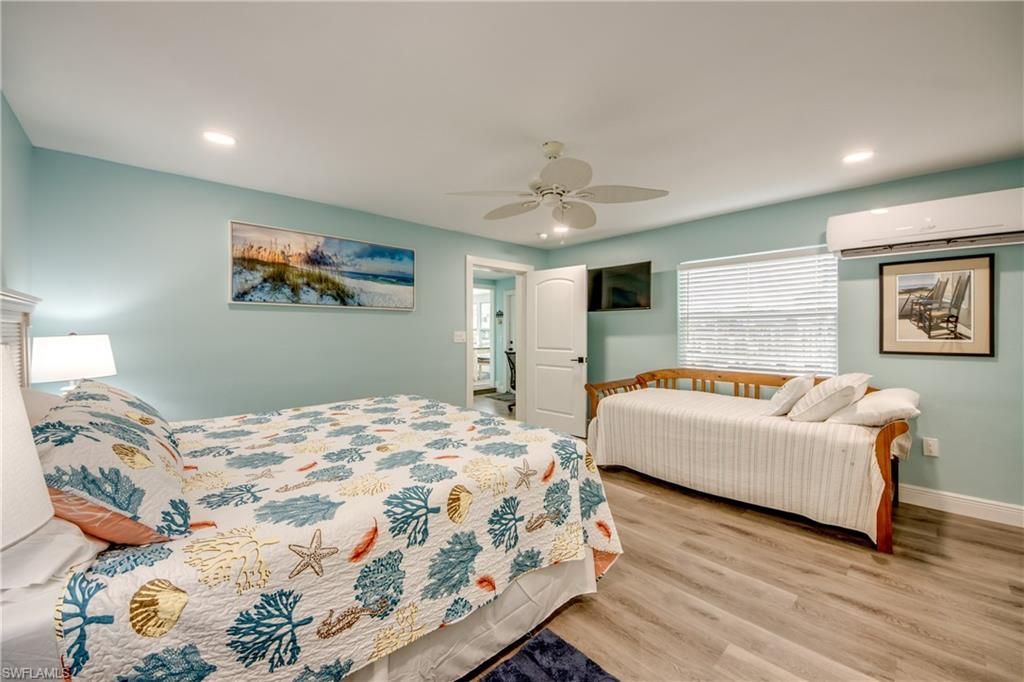 2660 Date St, Saint James City, FL 33956 Photo