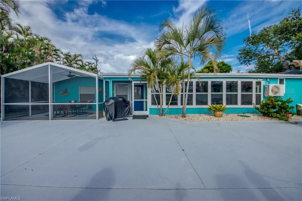 2660 Date St, Saint James City, FL 33956 Photo