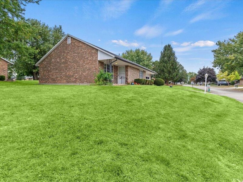 2137 Manhattan Boulevard, Springfield, OH 45504 Photo 2