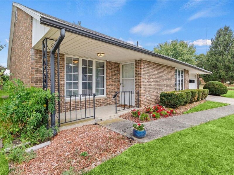 2137 Manhattan Boulevard, Springfield, OH 45504 Photo 4