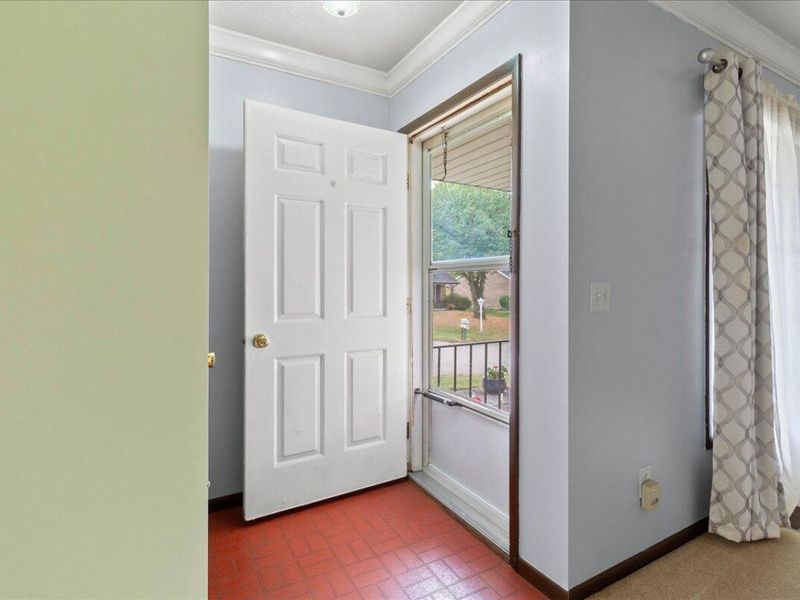 2137 Manhattan Boulevard, Springfield, OH 45504 Photo 9