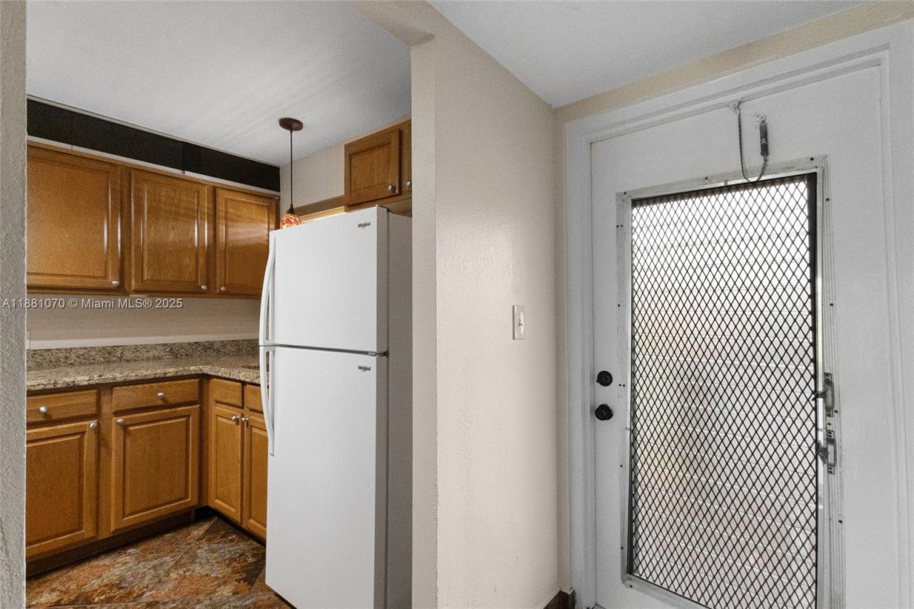 9620 Sunrise Lakes Blvd, Unit 205, Sunrise, FL 33322 Photo