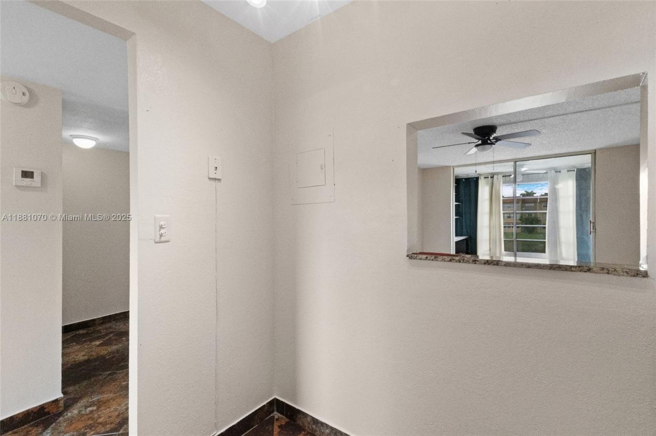 9620 Sunrise Lakes Blvd, Unit 205, Sunrise, FL 33322 Photo