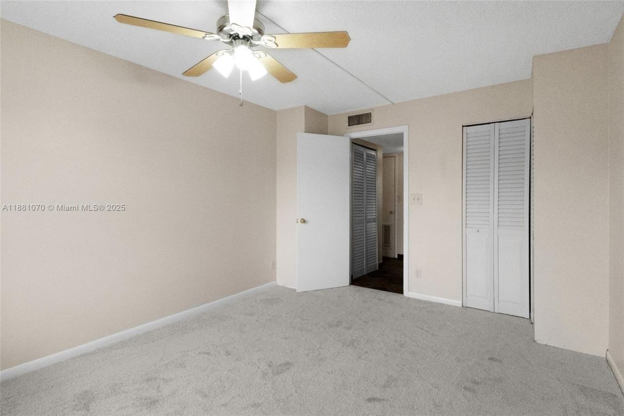 9620 Sunrise Lakes Blvd, Unit 205, Sunrise, FL 33322 Photo