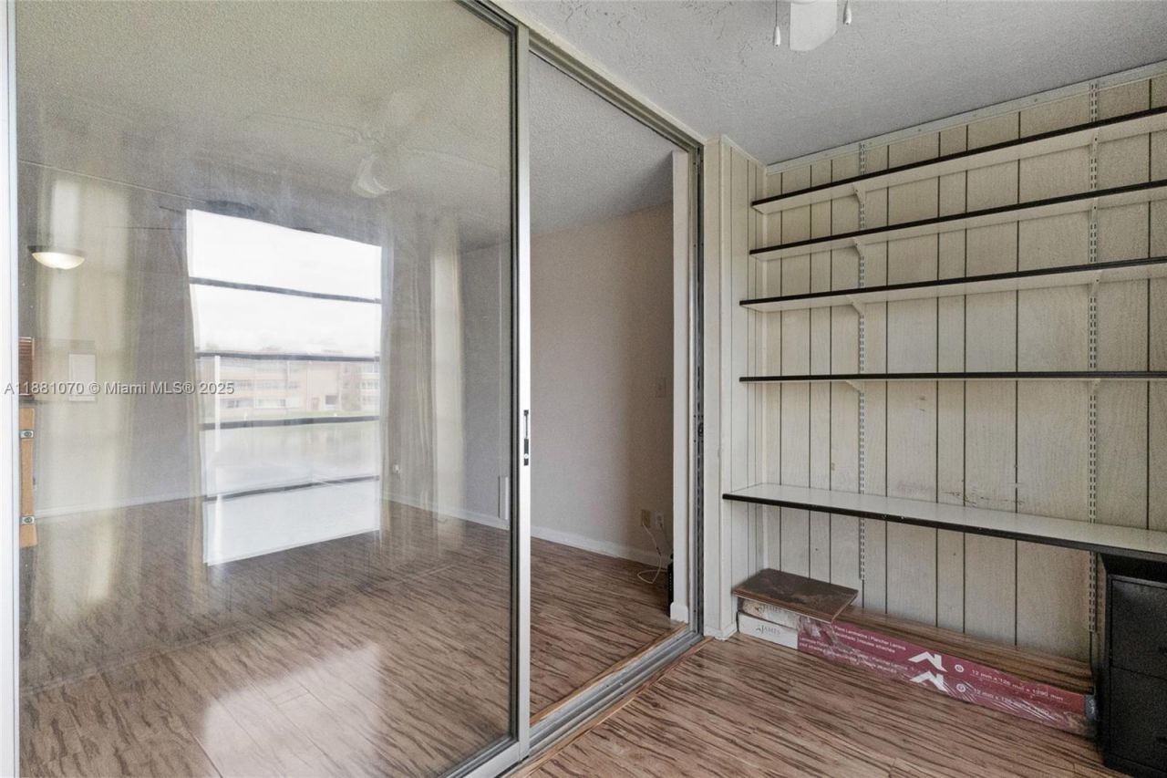 9620 Sunrise Lakes Blvd, Unit 205, Sunrise, FL 33322 Photo