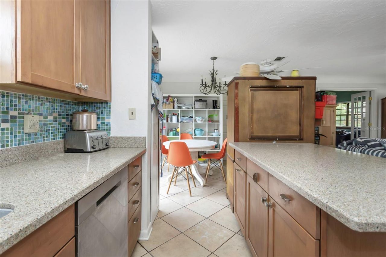 2600 56th Lane N, Saint Petersburg, FL 33710 Photo