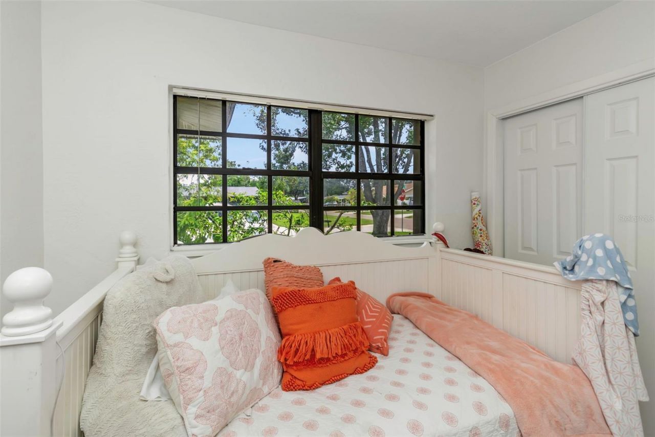 2600 56th Lane N, Saint Petersburg, FL 33710 Photo