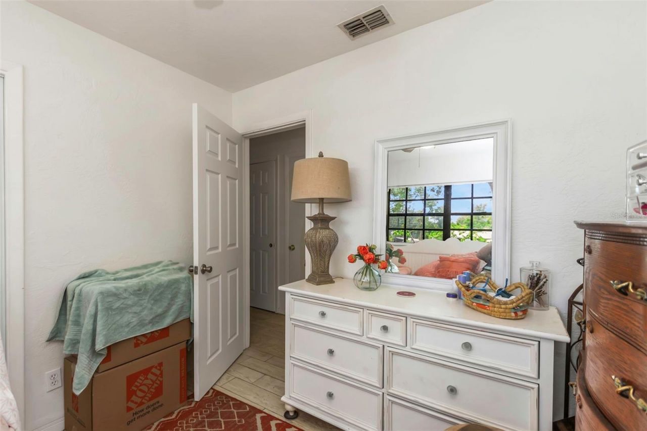 2600 56th Lane N, Saint Petersburg, FL 33710 Photo