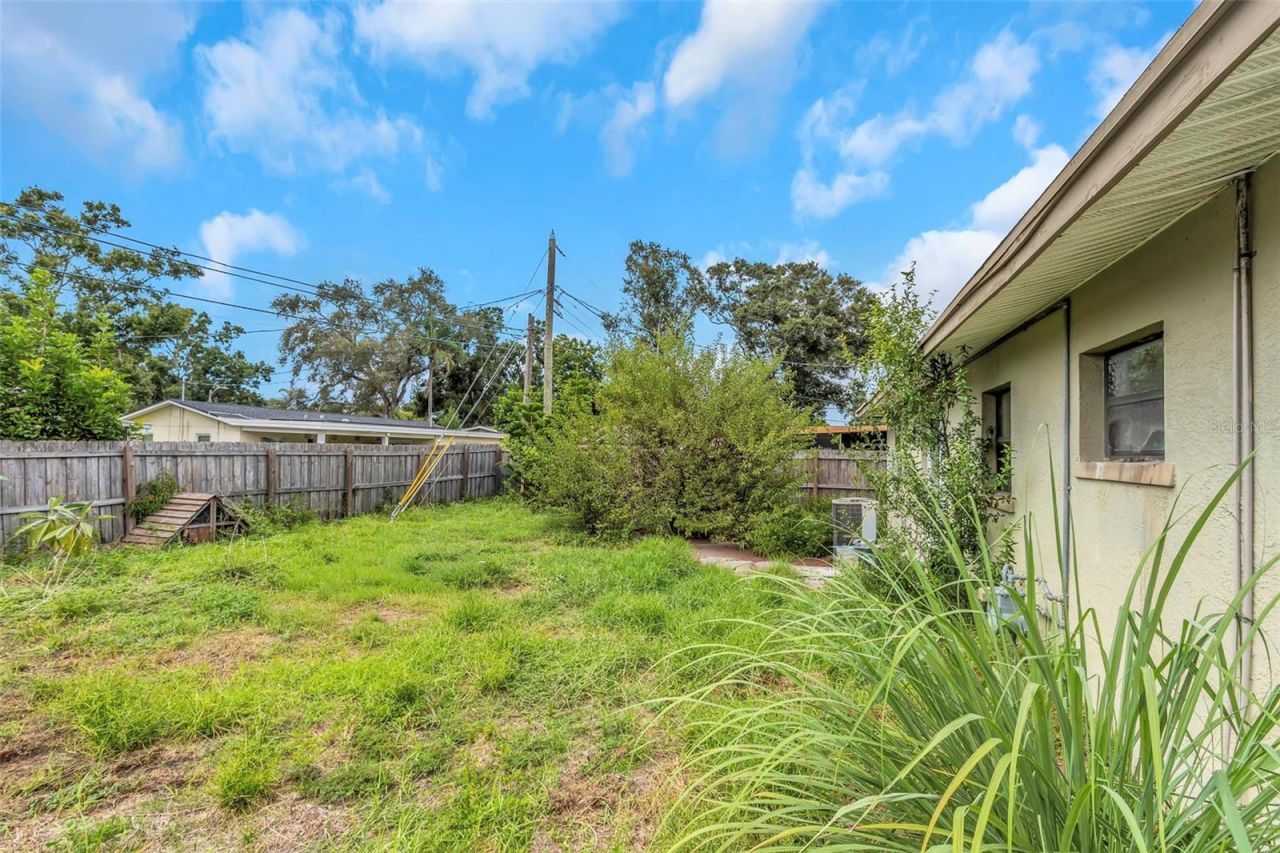 2600 56th Lane N, Saint Petersburg, FL 33710 Photo