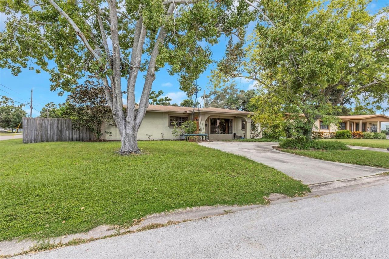 2600 56th Lane N, Saint Petersburg, FL 33710 Photo