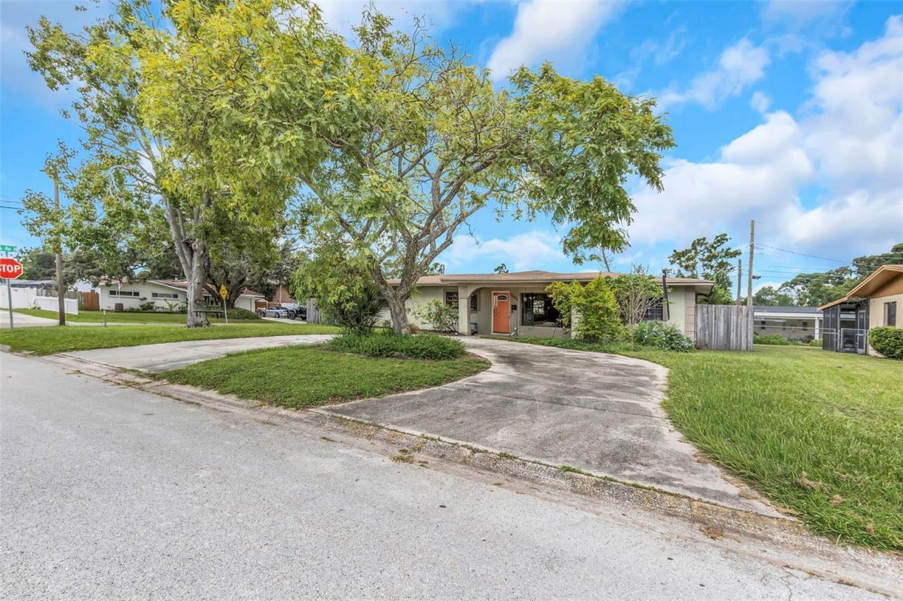 2600 56th Lane N, Saint Petersburg, FL 33710 Photo