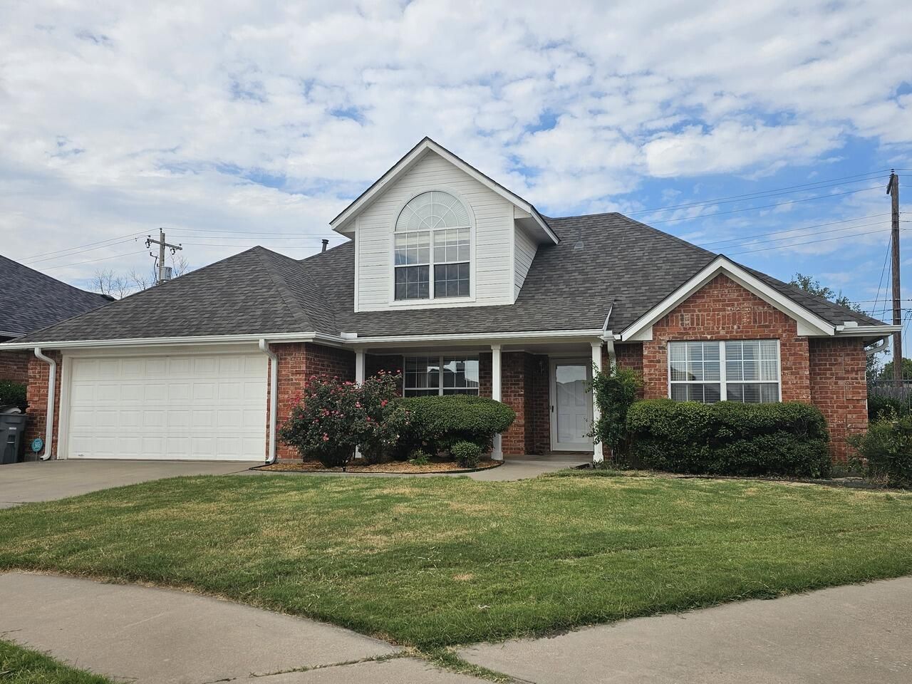 6605 NW WILLOW TREE CIR, LAWTON, OK 73505