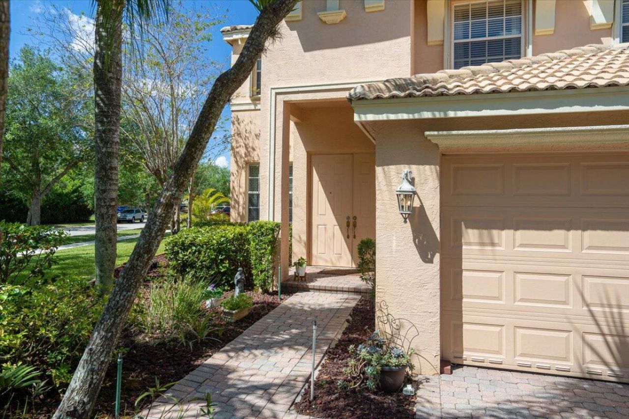 11769 SW Bennington Circle, Port Saint Lucie, FL 34987 Photo