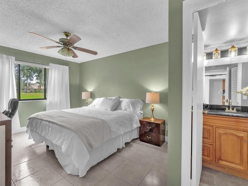 9022 W Atlantic Boulevard, Unit 213, Coral Springs, FL 33071 Photo