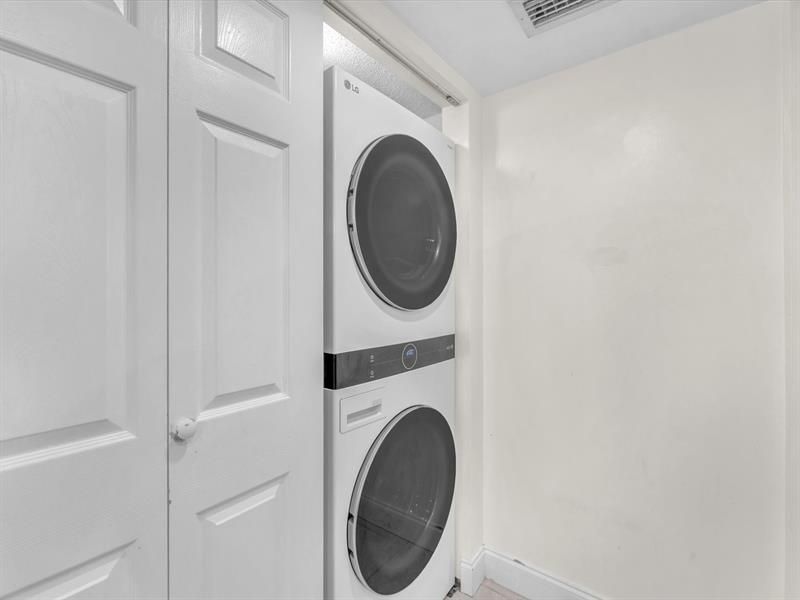 9022 W Atlantic Boulevard, Unit 213, Coral Springs, FL 33071 Photo