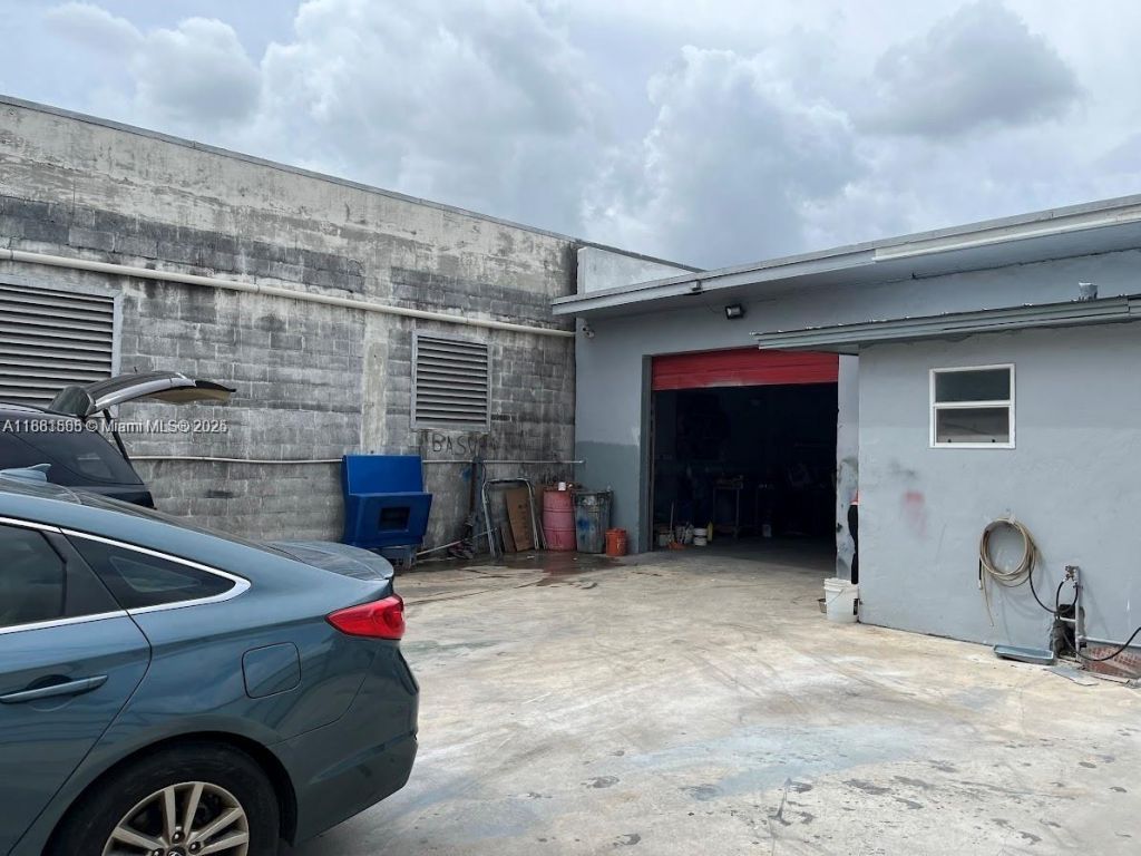 Please Call For Address, Miami, FL 33142 Photo