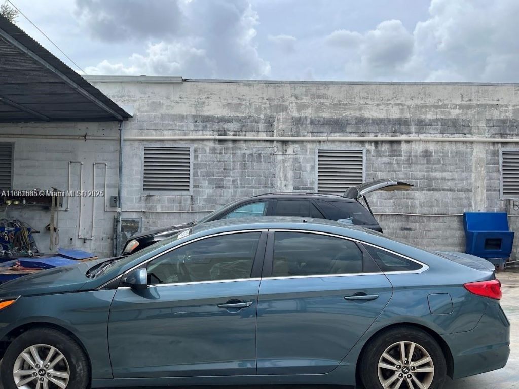 Please Call For Address, Miami, FL 33142 Photo