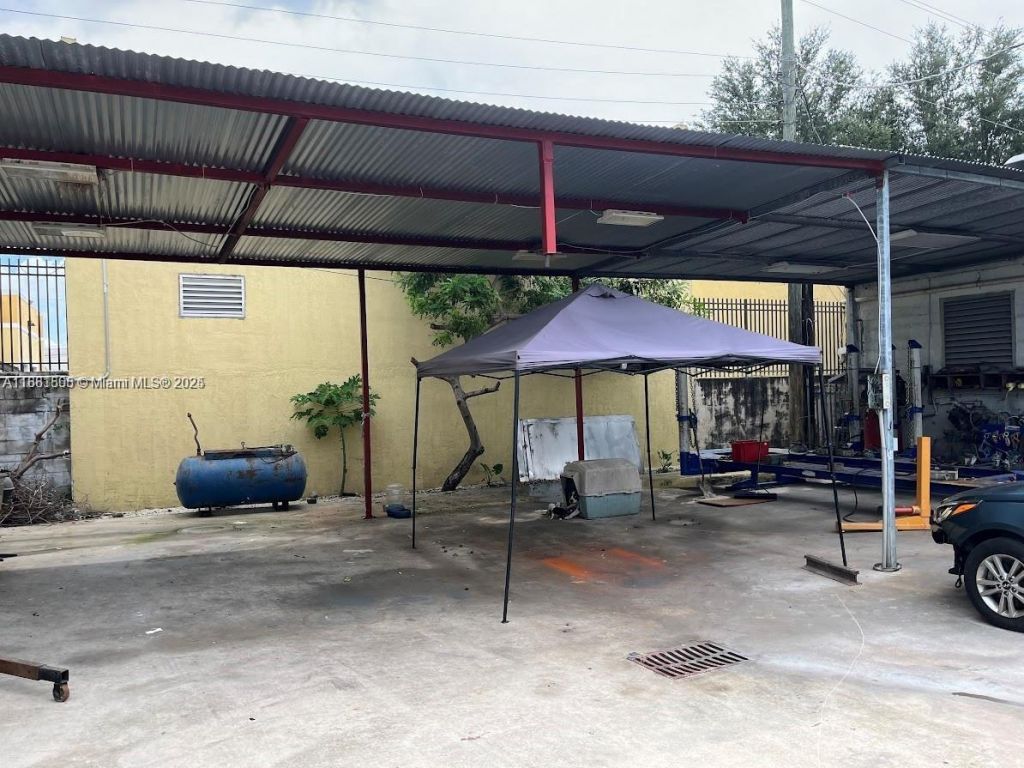 Please Call For Address, Miami, FL 33142 Photo