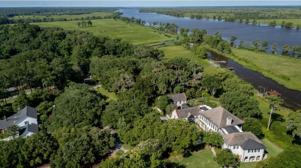 313 Rossdhu Avenue Photo 22