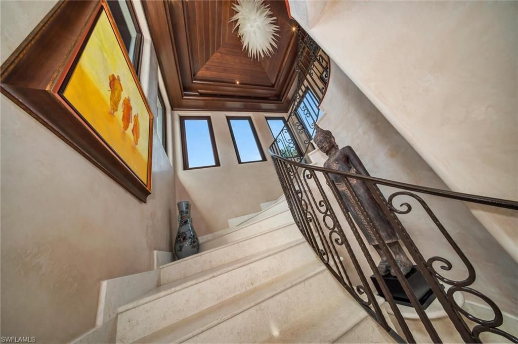 2233 Forrest Ln, Naples, FL 34102 Photo