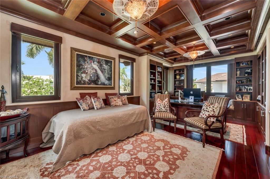 2233 Forrest Ln, Naples, FL 34102 Photo