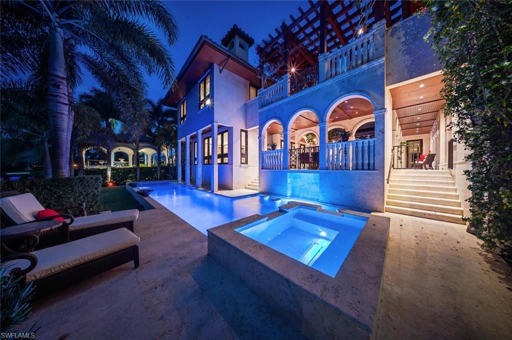 2233 Forrest Ln, Naples, FL 34102 Photo