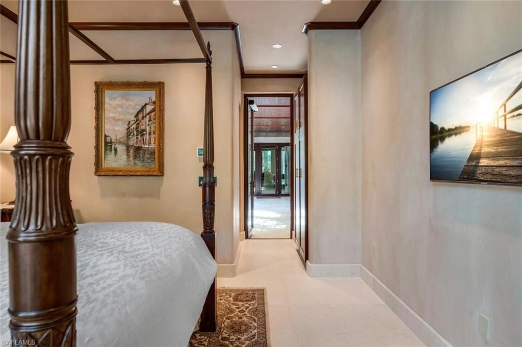 2233 Forrest Ln, Naples, FL 34102 Photo
