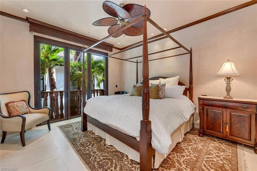 2233 Forrest Ln, Naples, FL 34102 Photo