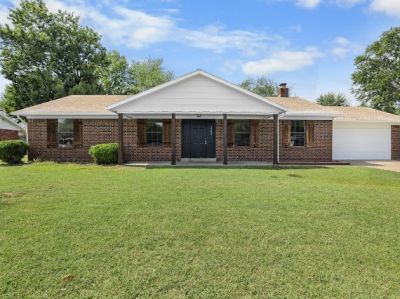 1706 Jean Street Springdale, AR 72762