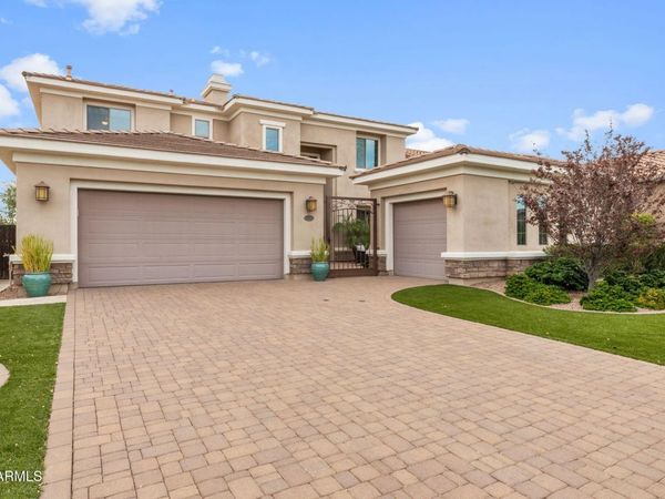 30328 N 54TH Street, Cave Creek, AZ 85331