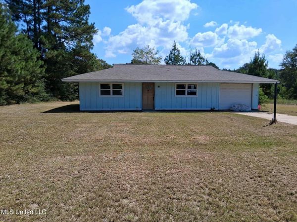 45 Ladner Drive, Lumberton, MS 39455