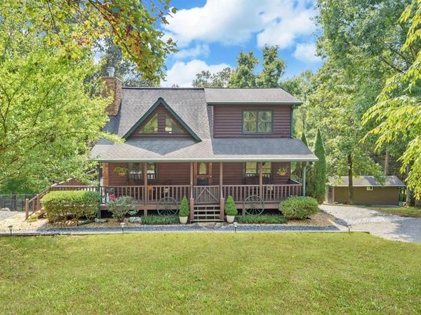 2509 Brookhaven Drive, Young Harris, GA 30582