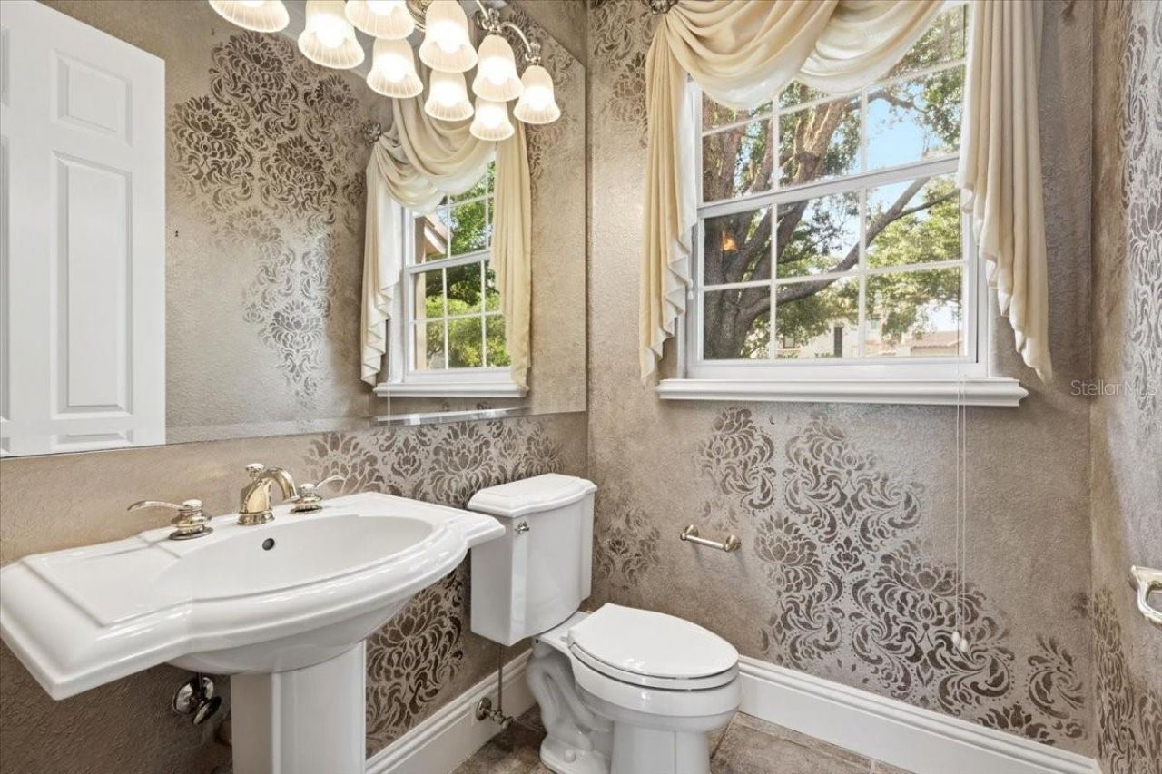 6102 S Hampshire Court, Windermere, FL 34786 Photo
