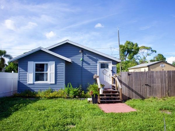 2933 56TH AVENUE N, ST PETERSBURG, FL 33714