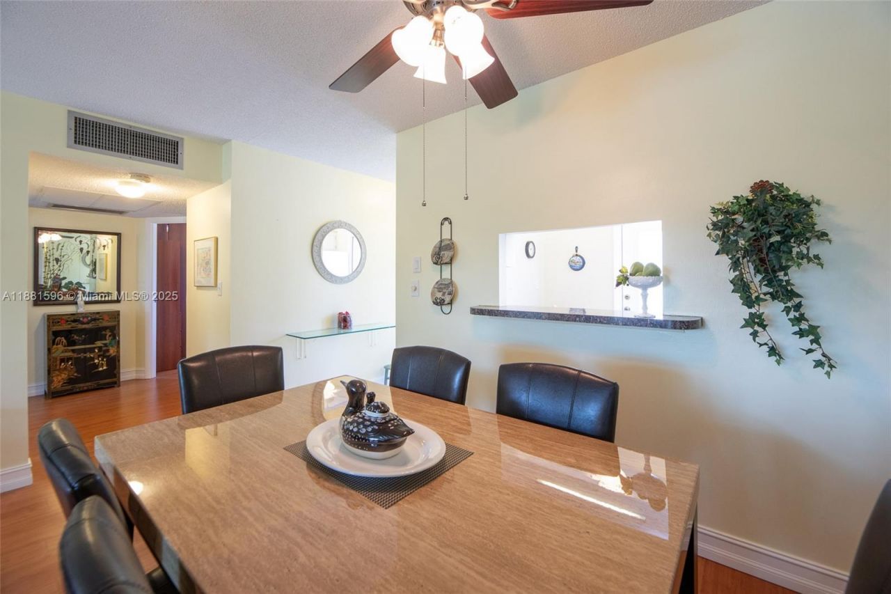 5000 NW 36th St, Unit 509, Lauderdale Lakes, FL 33319 Photo