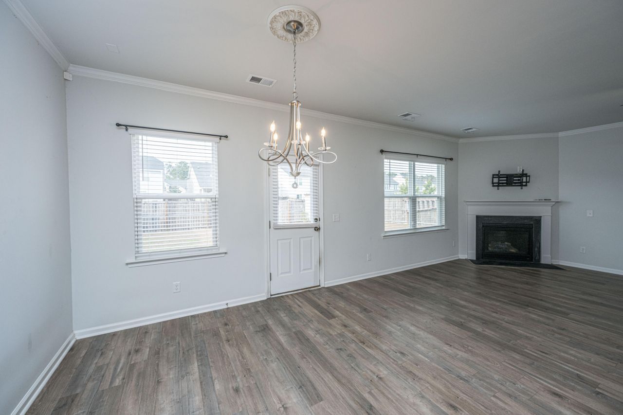 422 Silent Bluff Drive Photo 19