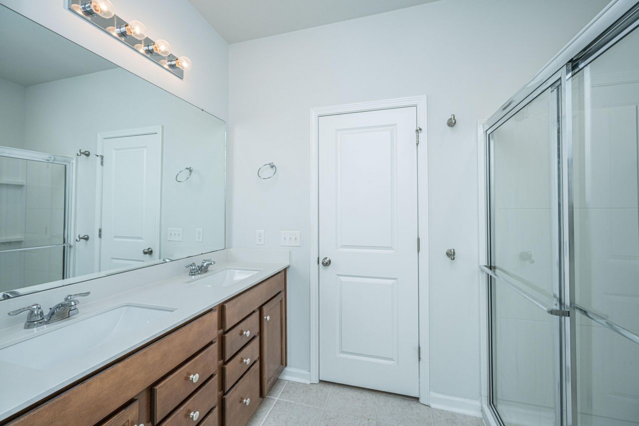 422 Silent Bluff Drive Photo 27